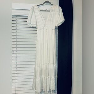 ALTARD STATE MAXI DRESS 🤍